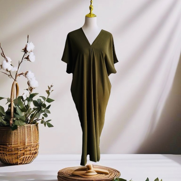 0066/  Army Green Dress Viscose Crinkle Airflow - Picture 1 of 8